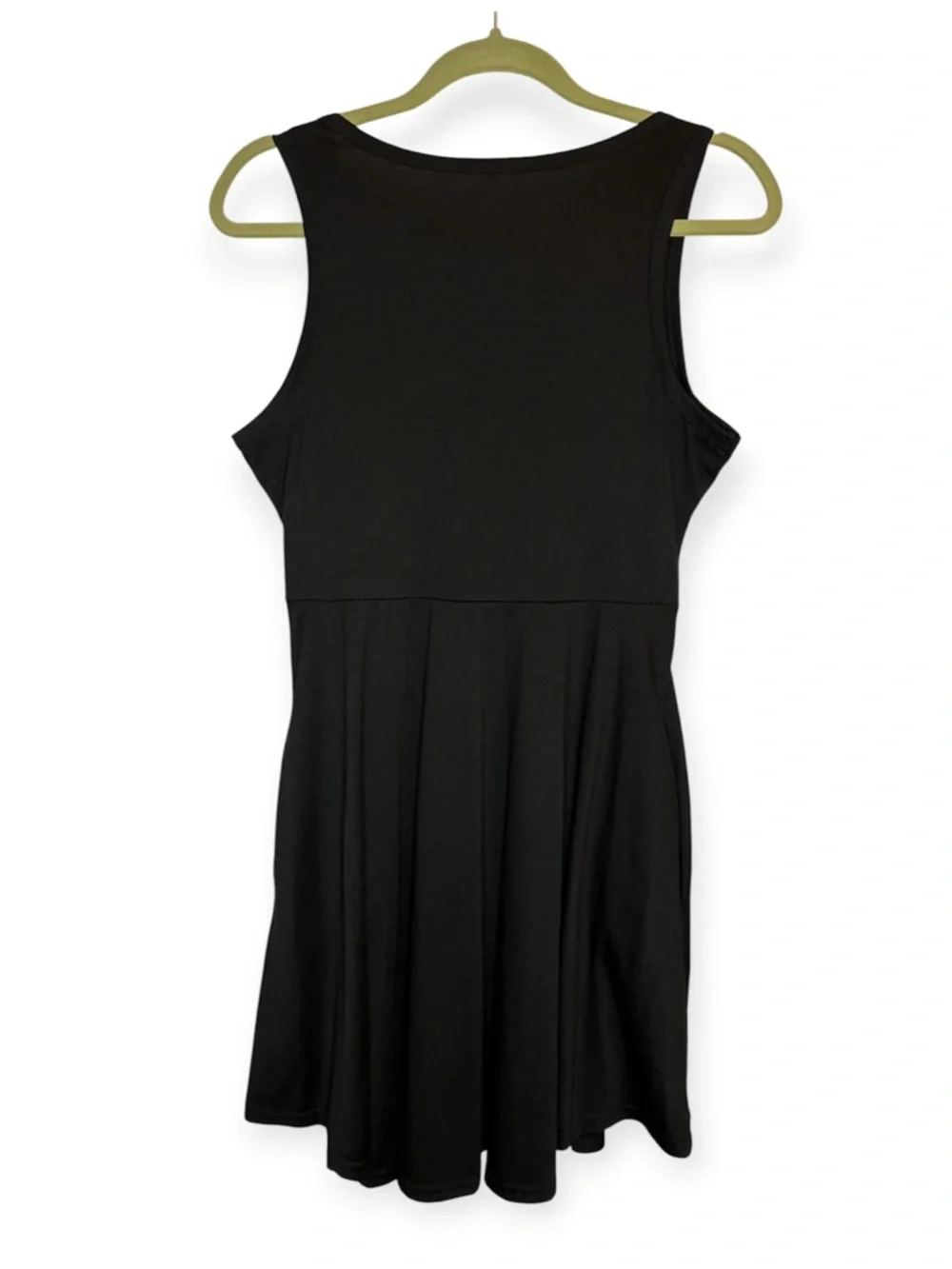 Causal Summer Dress in Black - Picture 3 of 5